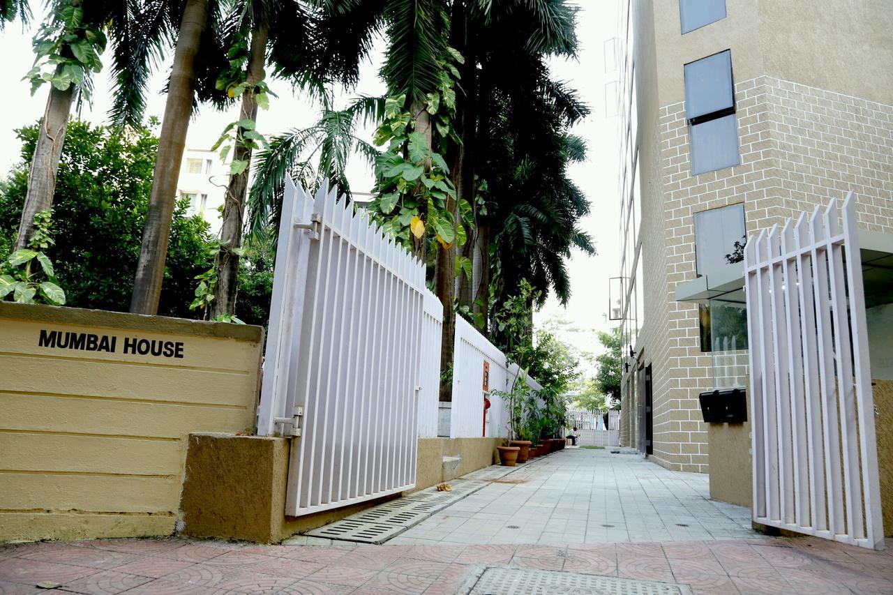Hotel Mumbai House Andheri East, Mumbai Dış mekan fotoğraf