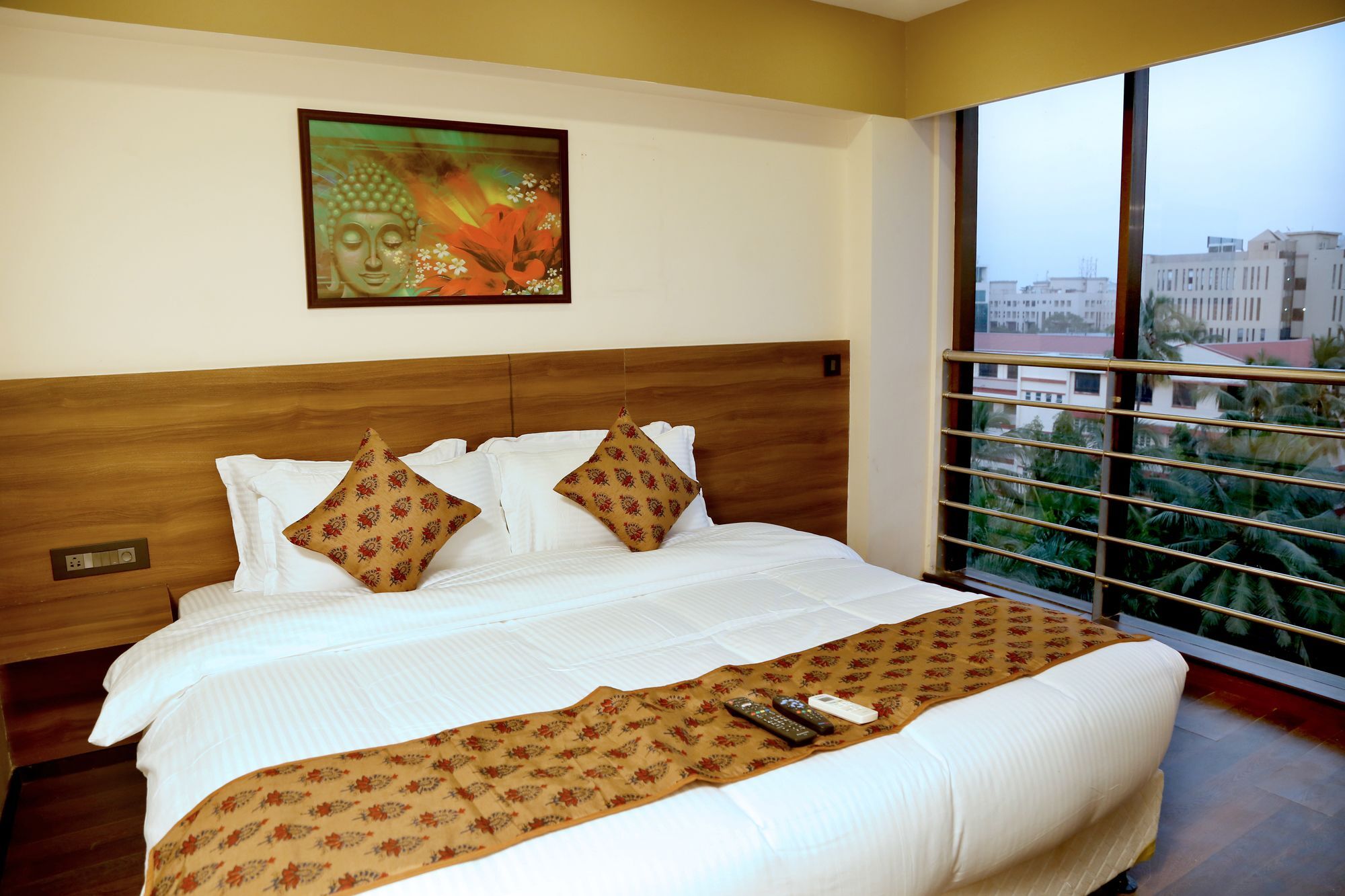 Hotel Mumbai House Andheri East, Mumbai Dış mekan fotoğraf